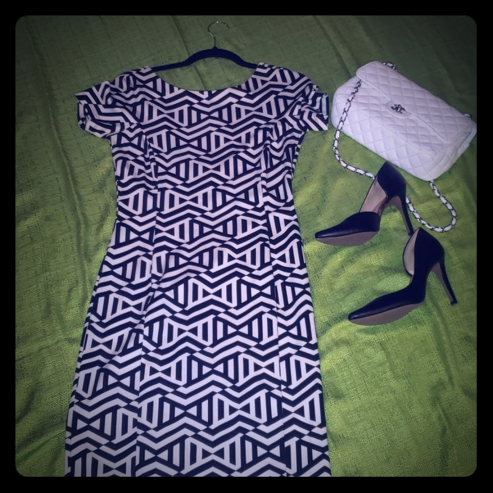 Zara's fitted, midi dress